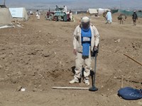 gulan-refugee-camp-afghanistan-deminer-halo-trust.jpg