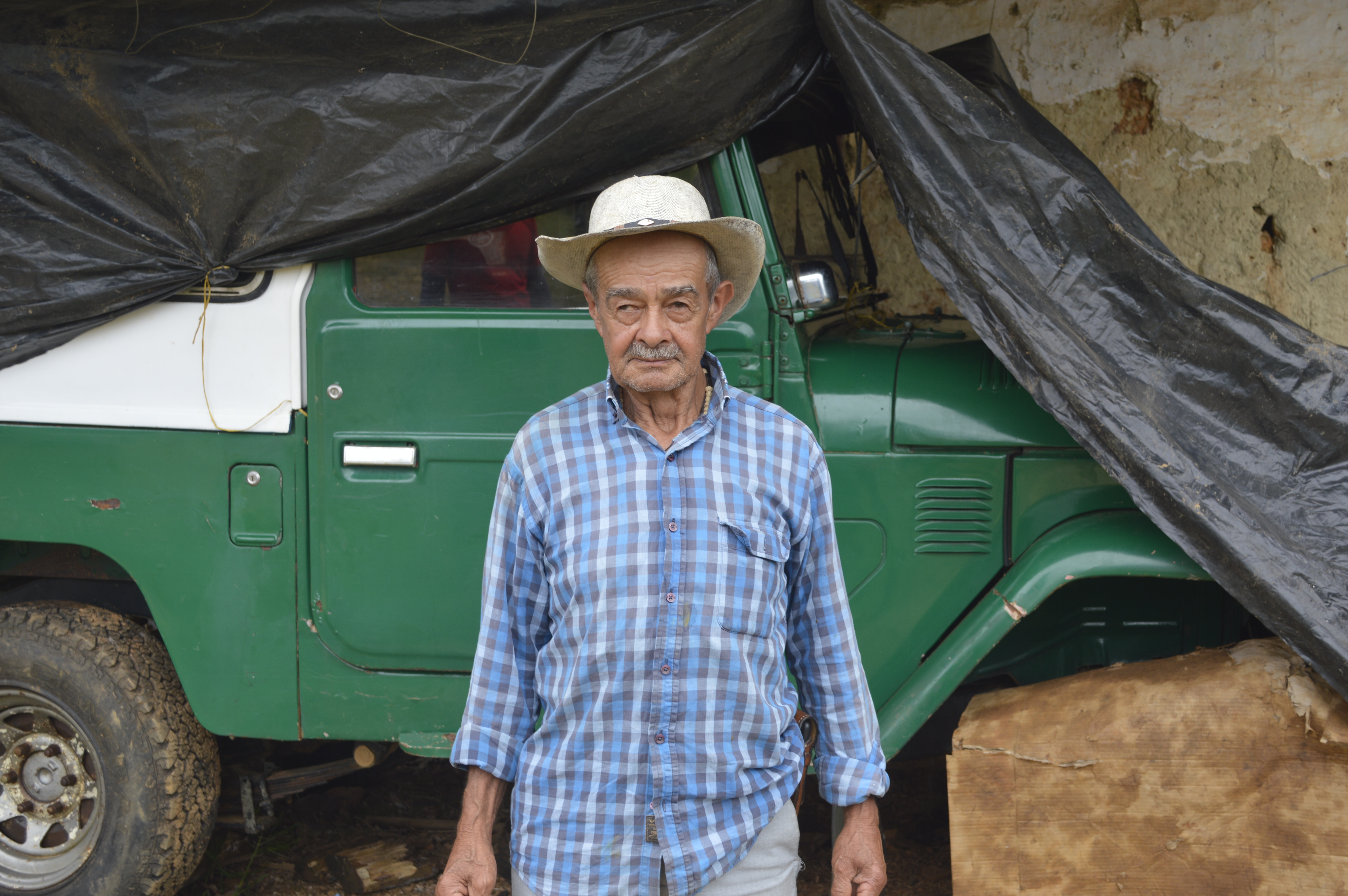 Colombian-farmer-DSC7105