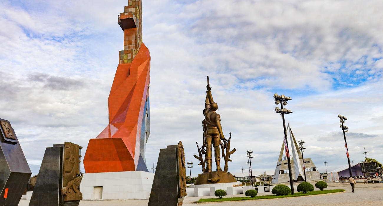 The Cuito Cuanavale memorial site, containing multiple statues and commemorative displays to mark lives lost in the battle
