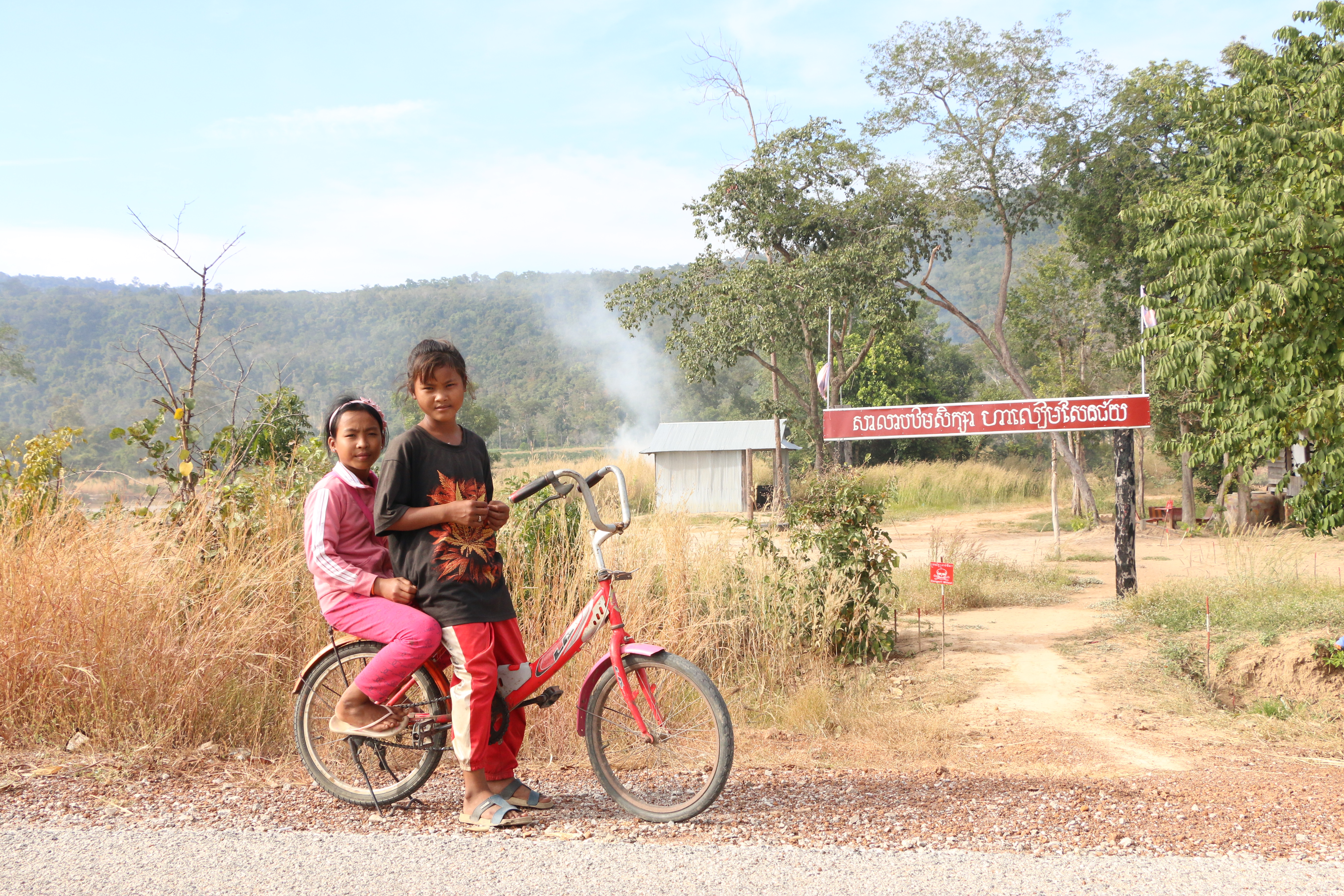 Oddar Meanchey Banteay Chas Ha Leam (1)