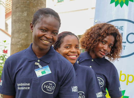 100-women-bp-signing-halo-trust-angola-thumb