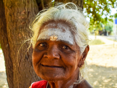 Link to Returning Home in Sri Lanka