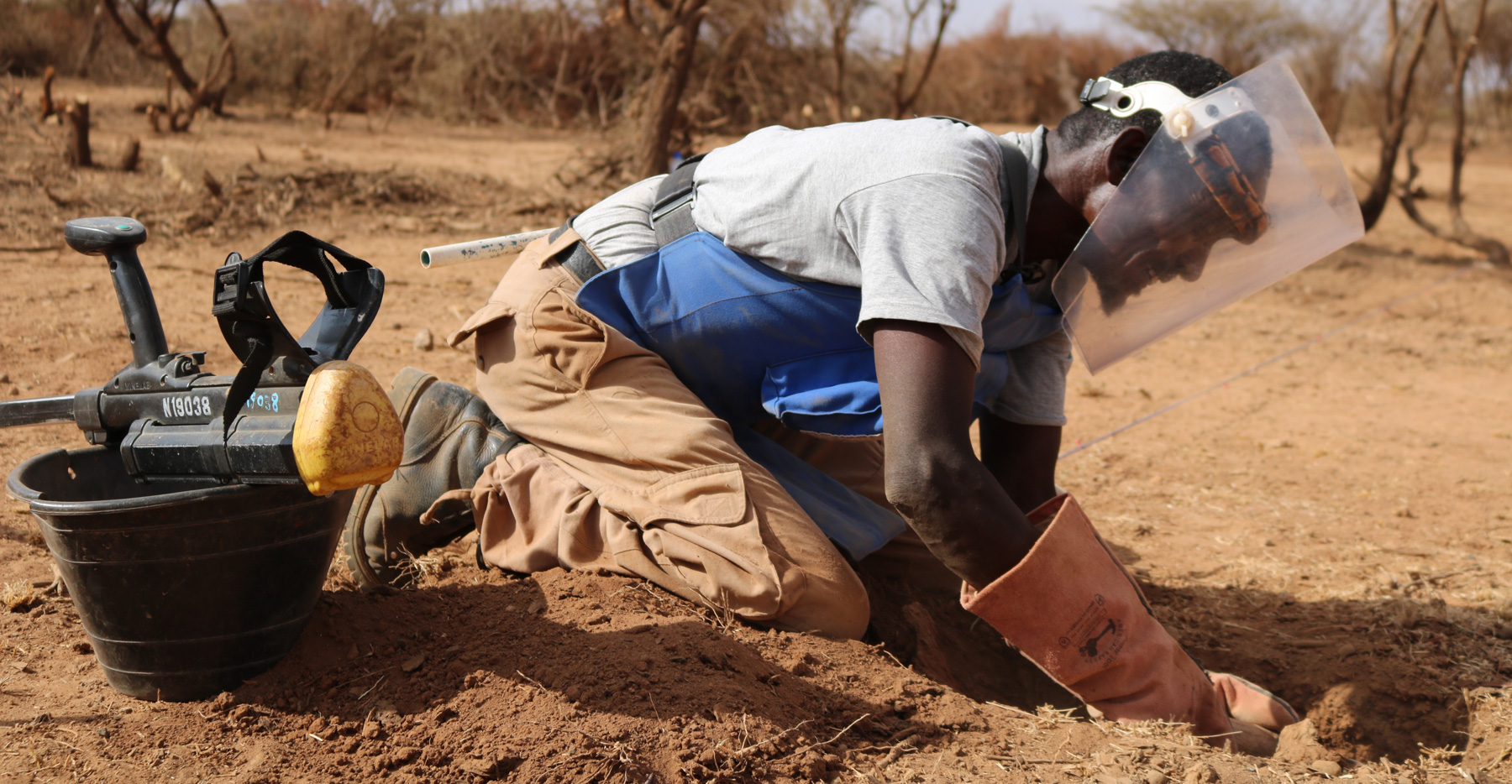 HALO deminer conducts an excavation in Somaliland