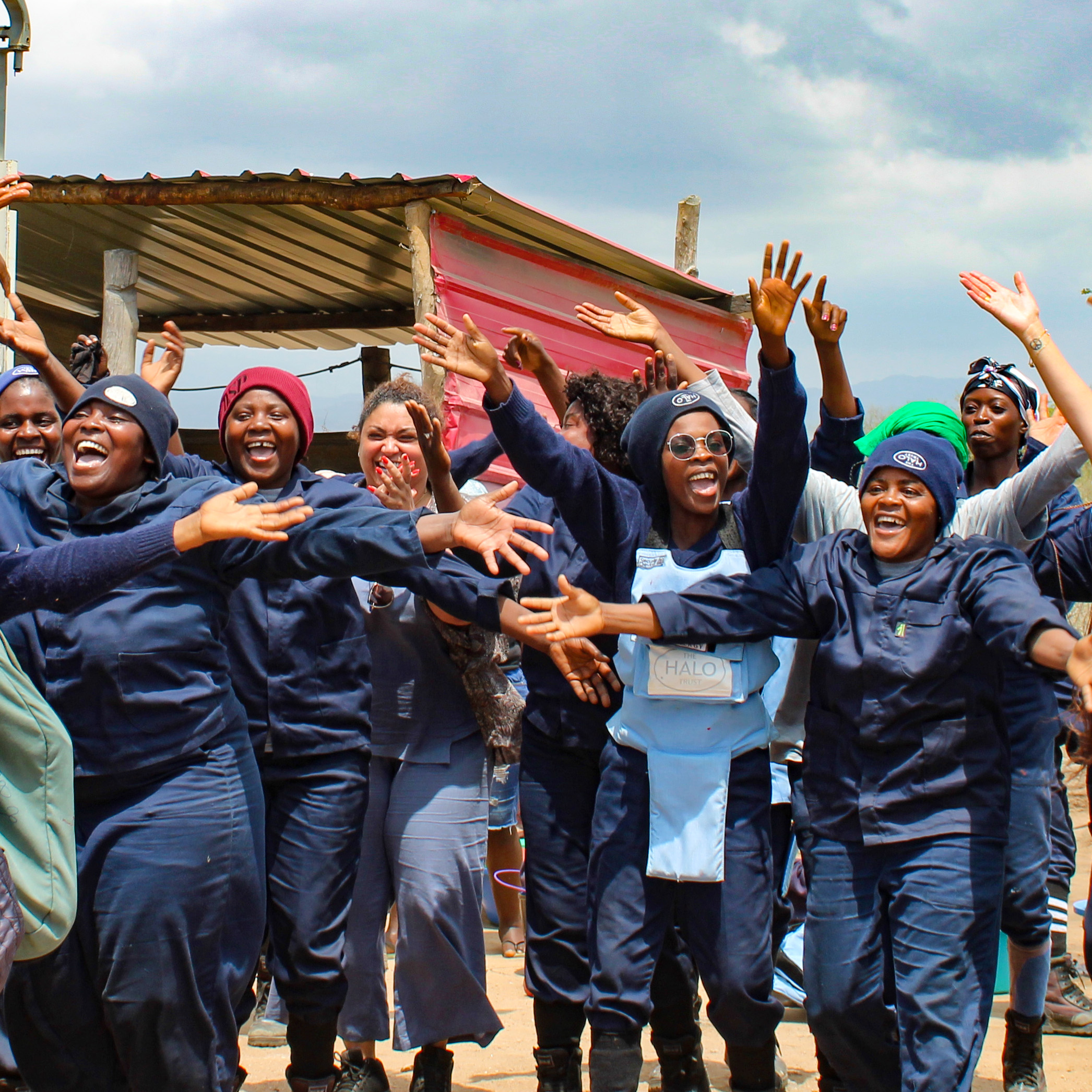 A large group of female HALO deminers in Angola