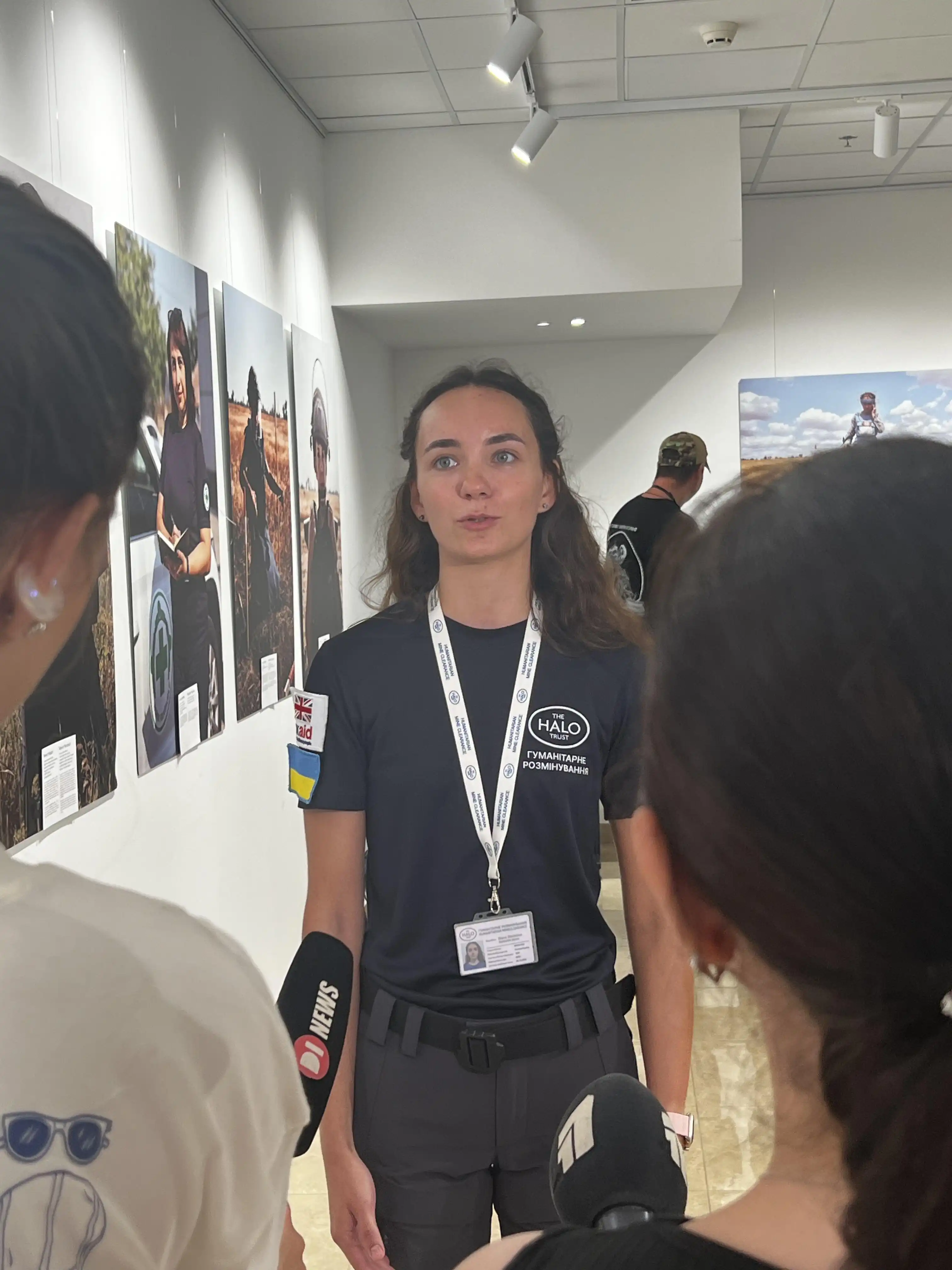Rozminuvalnytsia Diana Obzhelian pid chas interviu